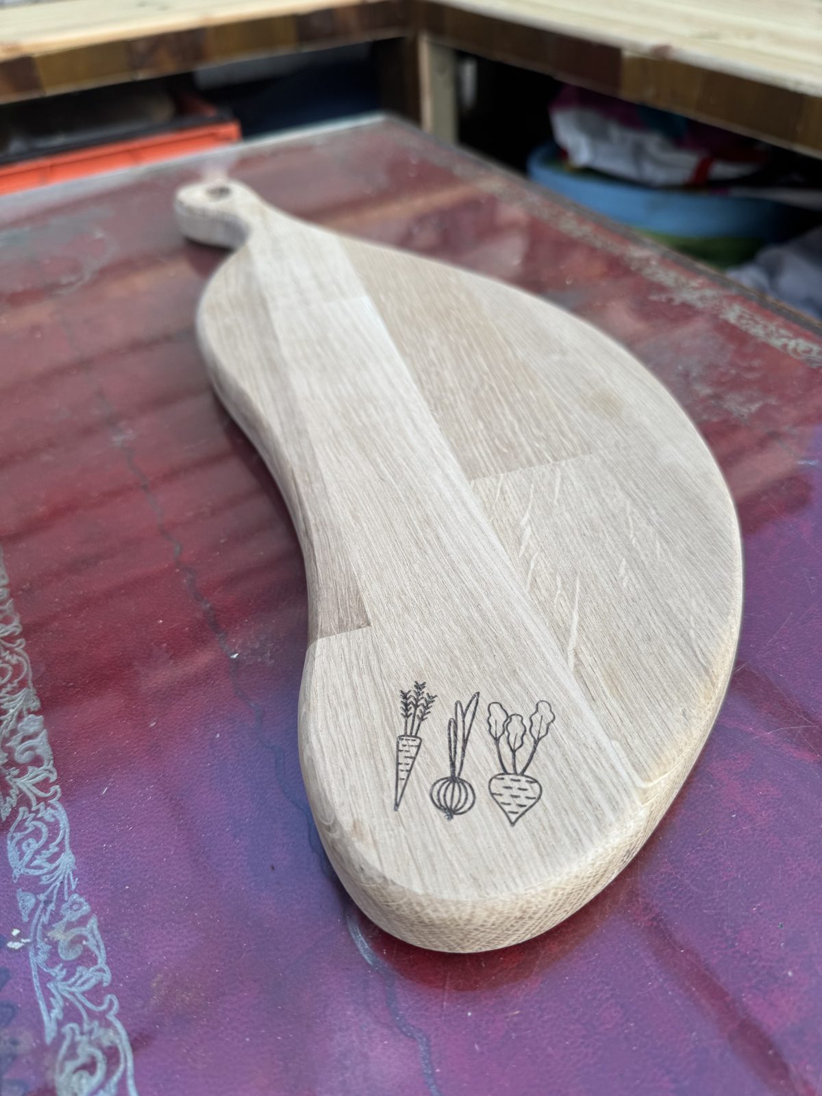 Hand-made engraved oak chopping board